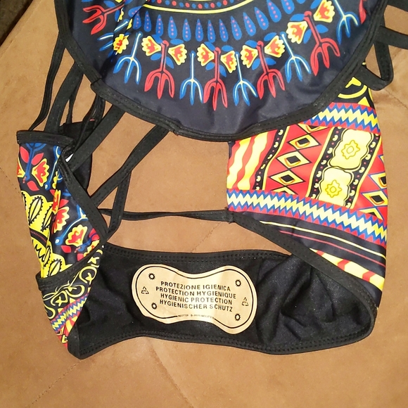 Tribal monokini - Picture 9 of 9
